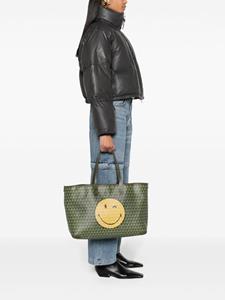 Anya Hindmarch x SmileyWorld I Am A Plastic Bag draagtas met print - Groen