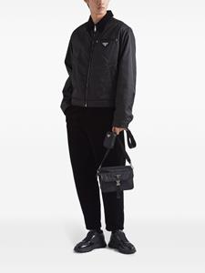 Prada logo-appliqué Re-Nylon shoulder bag - Zwart