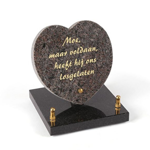 Gedenkartikelen Gedenksteen Hart 15x15cm: Moe, maar voldaan, heeft hij ons losgelaten