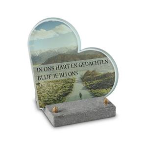 Gedenkartikelen FotoGlas hart 17x17cm: In ons hart en gedachten