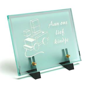 Gedenk Idee Memorialshop Glasmonument 23x18cm met speelgoed: Aan ons lief kindje