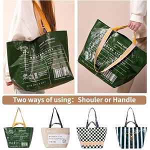 Lisa Accessory 1 st. Grote capaciteit waterdichte opvouwbare PP-tas Draagbare tas met één schouder of handgreep Schoudertas voor dames