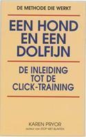 Een hond en een dolfijn