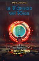 Ian Laverman De schaduwzijde van magie -  (ISBN: 9789463081610)