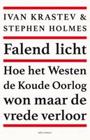 Stephen Holmes & Ivan Krastev Falend licht