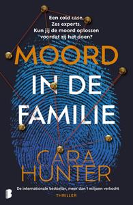 Cara Hunter Moord in de familie -   (ISBN: 9789402323757)