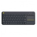 Logitech K400 Plus. Toetsenbord formaat: Mini. Stijl toetsenbord: Recht. Connectiviteitstechnologie: Draadloos, Aansluiting: RF Draadloos, Toetsenbordindeling: QWERTY, Aanbevolen gebruik: Thuis. Kleur