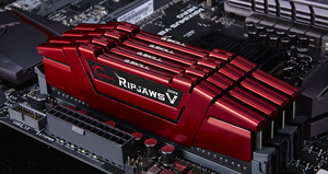 G.Skill RipjawsV DDR4-2400 C15 QC - 32GB