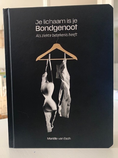 Marielle van Esch Je lichaam is je bondgenoot -   (ISBN: 9789083550404)