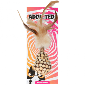 Addicted Wooden wobbler met veren