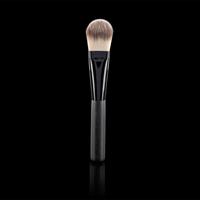 Make-up Studio Foundation Brush Small