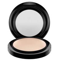 MAC Mineralize Skinfinish Natural Kompaktpuder  10 g LIGHT