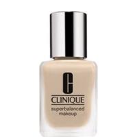 Clinique - Superbalanced™ Makeup - CN 13.5 Petal