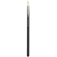 MAC 221S Mini Tapered Blending Brush