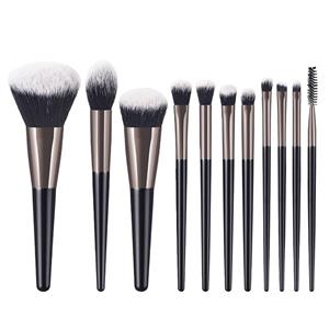 Technique Pro Panther Makeup Brush Set