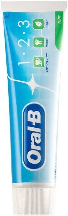 Oral-B Tandpasta 123 extra fresh 100 ML