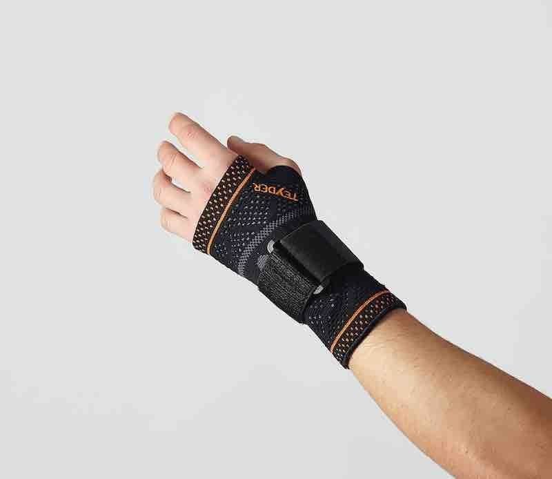 Premium Polsbrace Links - Zwart