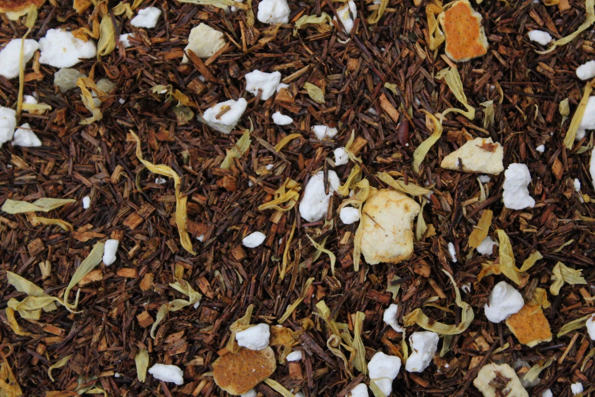 Ananas Citroen sorbet
 -
 Rooibos thee