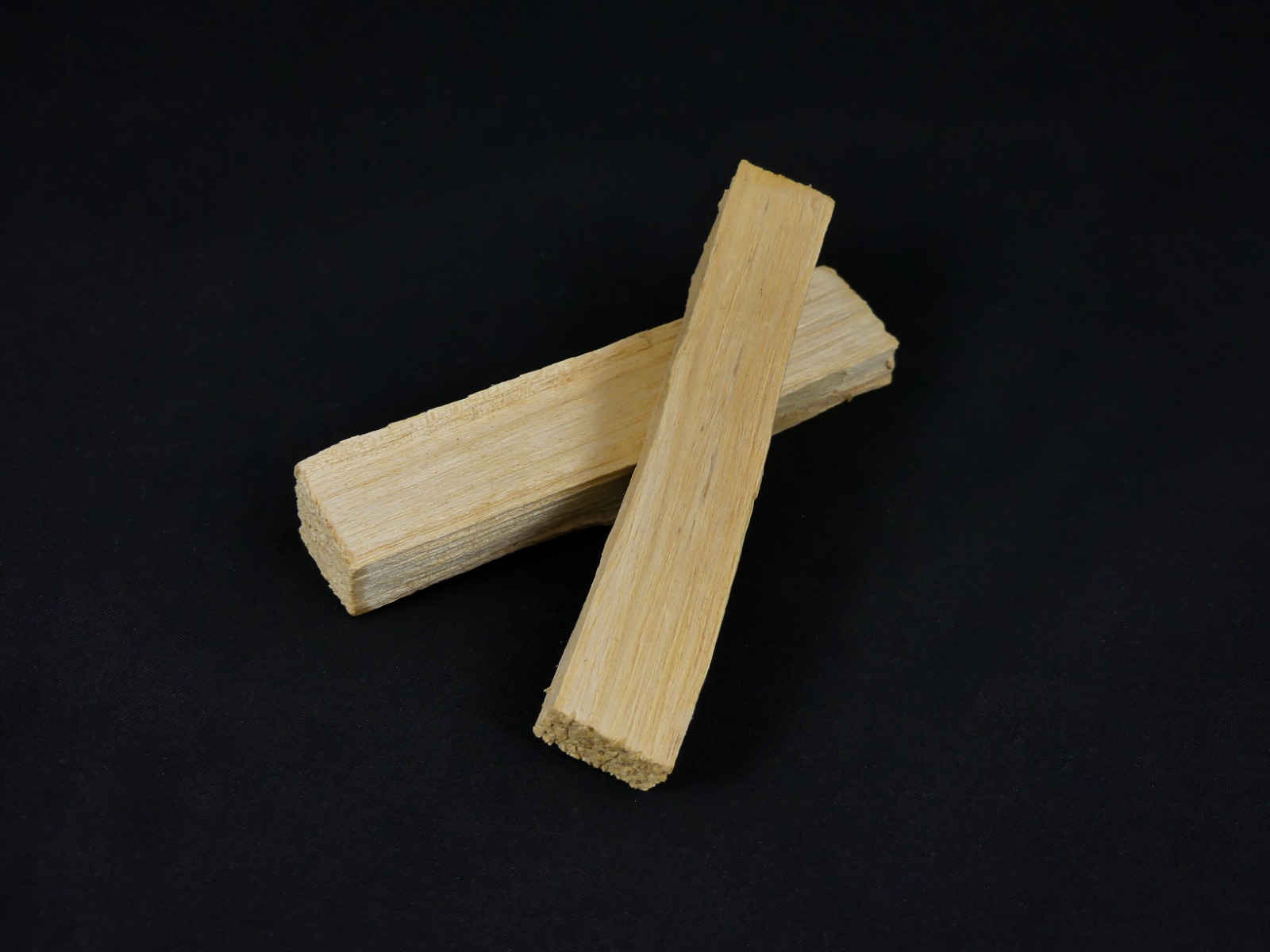 LalaShops Palo Santo Hout - Sticks / Stokjes - Zakje c.a. 20 gram