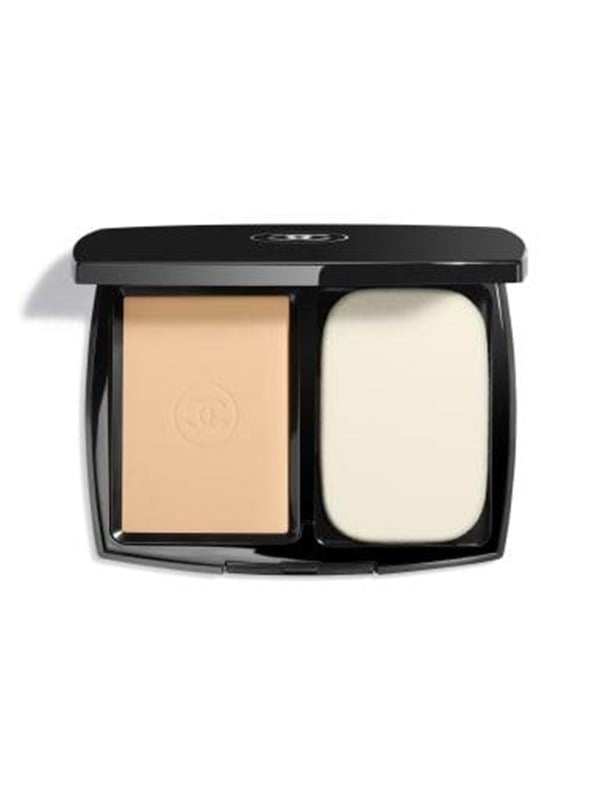 Chanel Langhoudende Uiterst Comfortabele Compacte Foundation Met Perfecte Finish  - Ultra Le Teint Langhoudende Uiterst Comfortabele Compacte Foundation Met Perfecte Finish B40