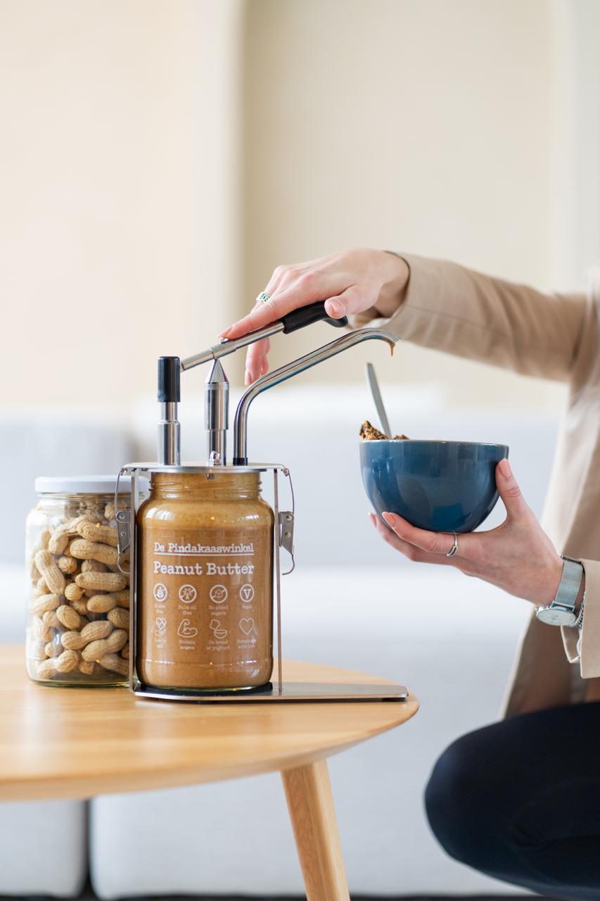 De Pindakaaswinkel Pindakaas dispenser