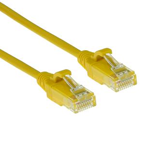 act DC9852 CAT6 U/UTP LSZH Datacenter Slimline Patchkabel - 25 cm