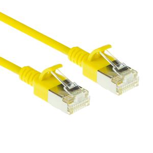 act DC7852 CAT6A U/FTP LSZH Datacenter Slimline Patch Kabel Geel - 25 cm