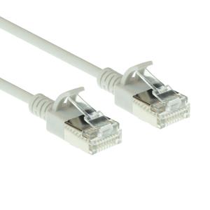 act DC7052 CAT6A U/FTP LSZH Datacenter Slimline Patchkabel Grijs - 25 cm