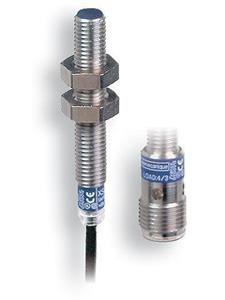Schneider Electric Ind m12 sn=4mm Nee pnp uni flush 10-5