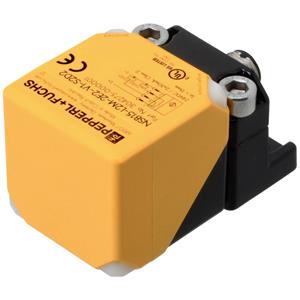 Pepperl+Fuchs Inductieve sensor PNP NSB15-L2M-2E2-V1-S2D2