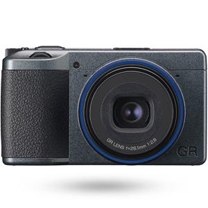 Ricoh GR IIIx Urban Edition Metallic Gray Digitale Camera Marineblauw Lengte 40mm Uitgerust met grote CMOS-sensor Sterkste snap shooter