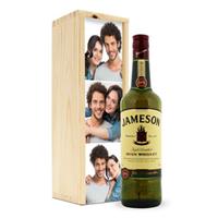 Whiskey in bedrukte kist - Jameson