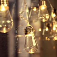 Kikkerland Gadget Edison Bulb String Lights