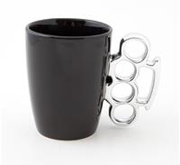 Caramel MEDIA Tasse »Fisticup - Schlagringtasse«