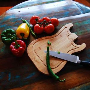 PRE-ORDER Gitaar Snijplank - Borrelplank - Bamboe - 38 x 25cm - Guitar Cutting Board