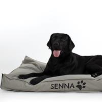 YourSurprise Hondenkussen met naam - 50 x 75 cm - Zwart