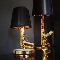 Mikamax Golden Gun Lamp Replica - Pistool