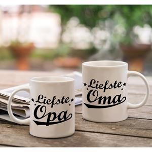 Bellatio Liefste Opa en Oma mok - Cadeau beker set voor Opa en Oma -