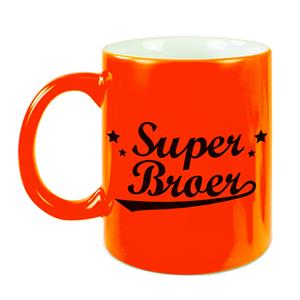 Bellatio Super broer cadeau mok / beker neon oranje met sterren 330 ml -