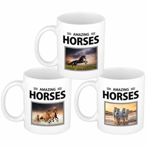 Bellatio Set van 3x stuks paarden thema drink mokken met dieren foto print van amazing horses -