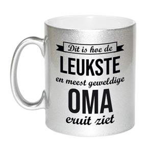 Bellatio Zilveren leukste en meest geweldige oma cadeau koffiemok / theebeker 330 ml -