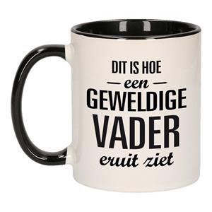 Bellatio Geweldige vader eruit ziet mok / beker zwart wit 300 ml - Cadeau mokken -