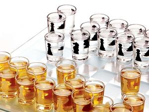 CoolGift Drinkspel Schaken Shot