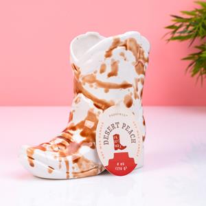 Paddywax Cowboylaars Geurkaars - Desert Peach (bruin)