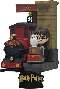 Beast Kingdom Toys Harry Potter D-Stage PVC Diorama Platform 9 3/4 Standard Version 15 cm