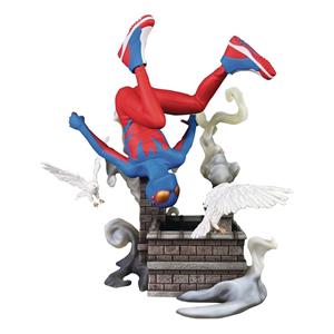 Diamond Select Marvel Comic Spider-Boy PVC Diorama