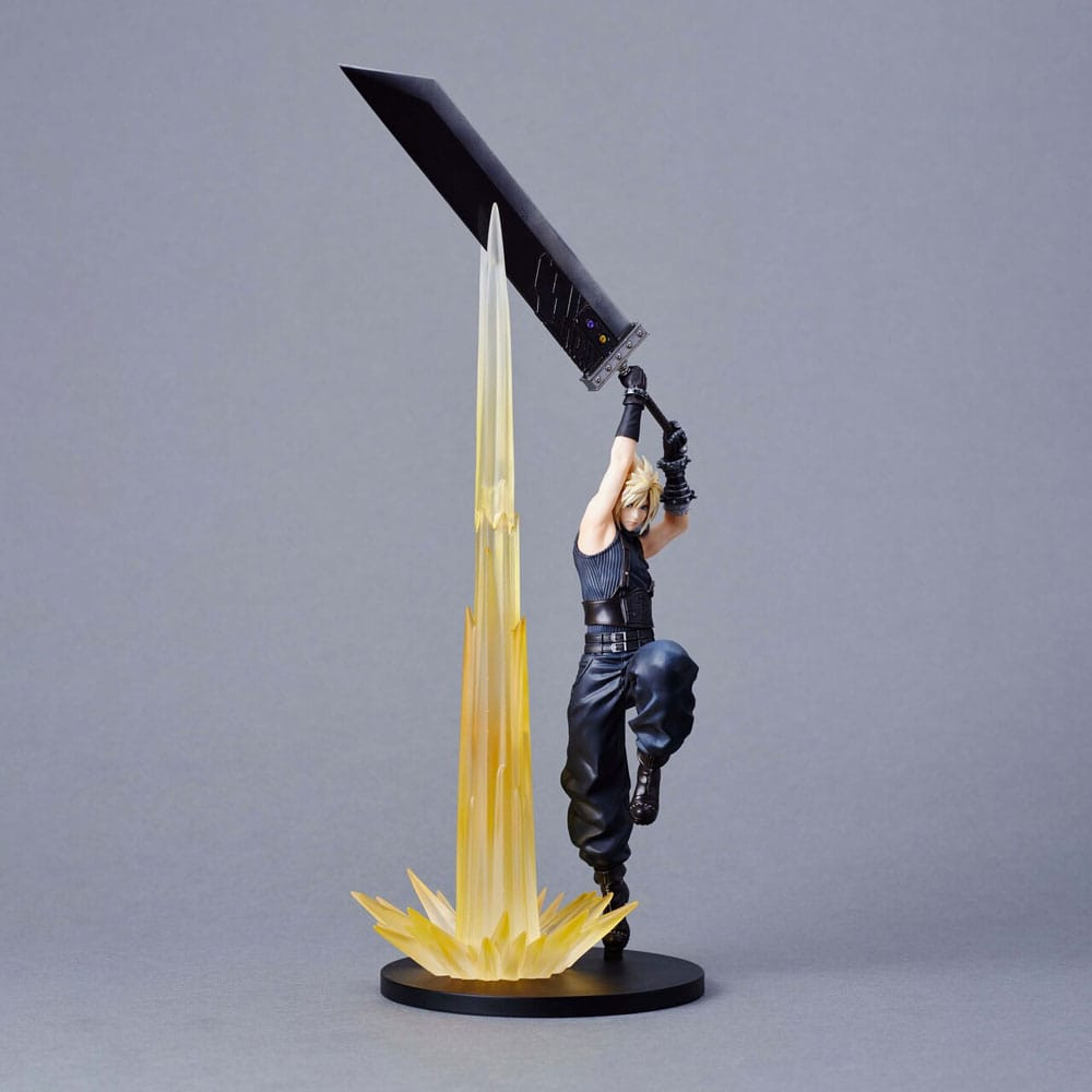Square Enix Final Fantasy VII Rebirth Figure - Cloud Strife