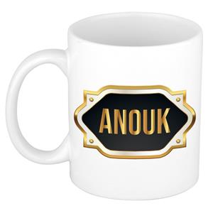 Bellatio Anouk naam cadeau mok / beker met gouden embleem - kado verjaardag/ moeder/ pensioen/ geslaagd/ bedankt