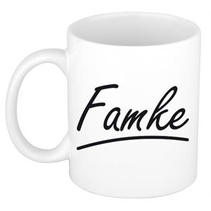 Bellatio Famke naam cadeau mok / beker sierlijke letters - Cadeau collega/ moederdag/ verjaardag of persoonlijke voornaam mok werknemers