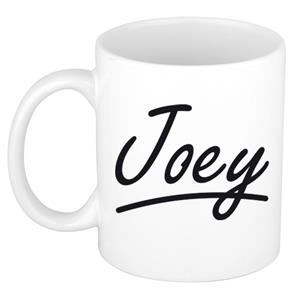 Bellatio Joey naam cadeau mok / beker met sierlijke letters - Cadeau collega/ vaderdag/ verjaardag of persoonlijke voornaam mok werknemers